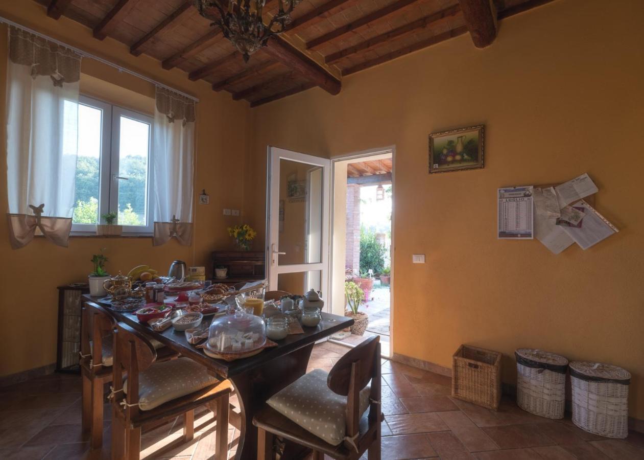 La Casa Rossa Panzió Coiano Kültér fotó
