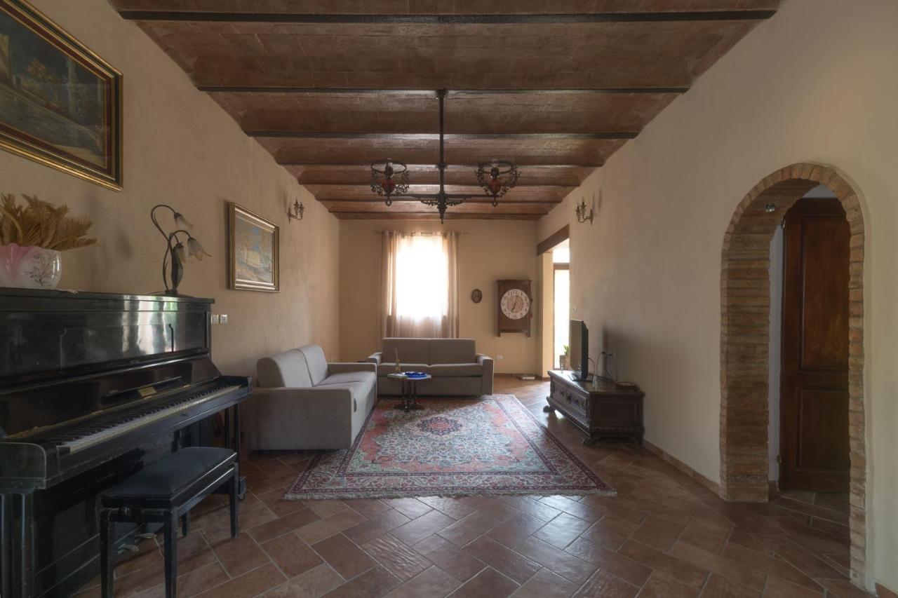 La Casa Rossa Panzió Coiano Kültér fotó
