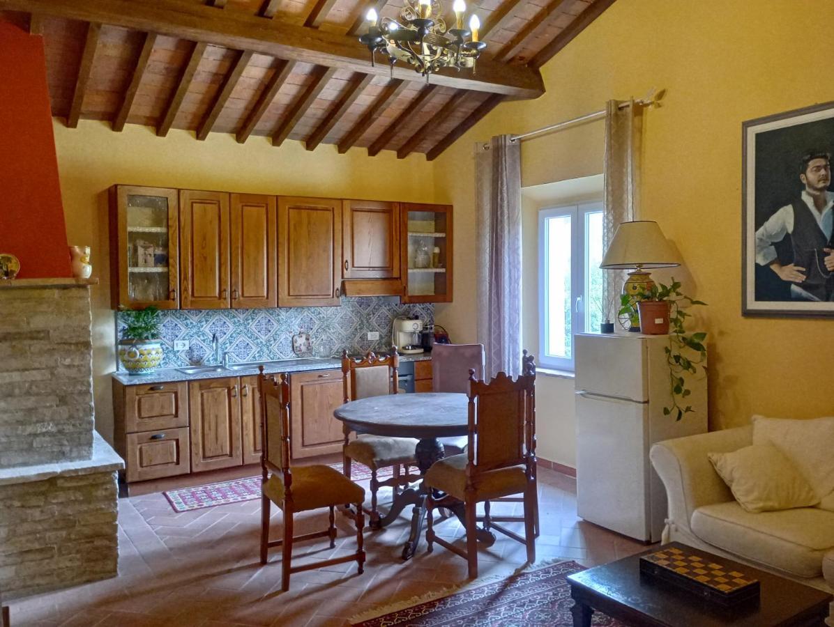 La Casa Rossa Panzió Coiano Kültér fotó